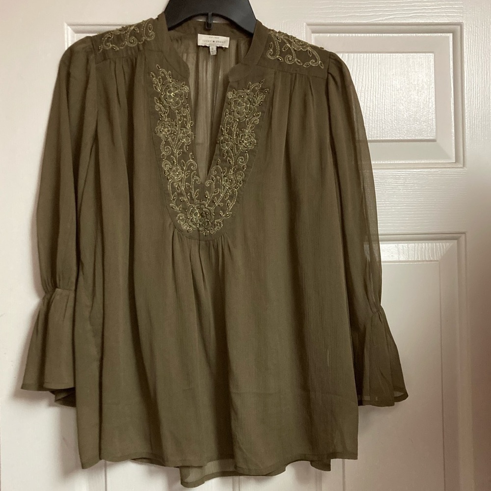 Lucky brand blouse olive green tan color size Small women’s blouse